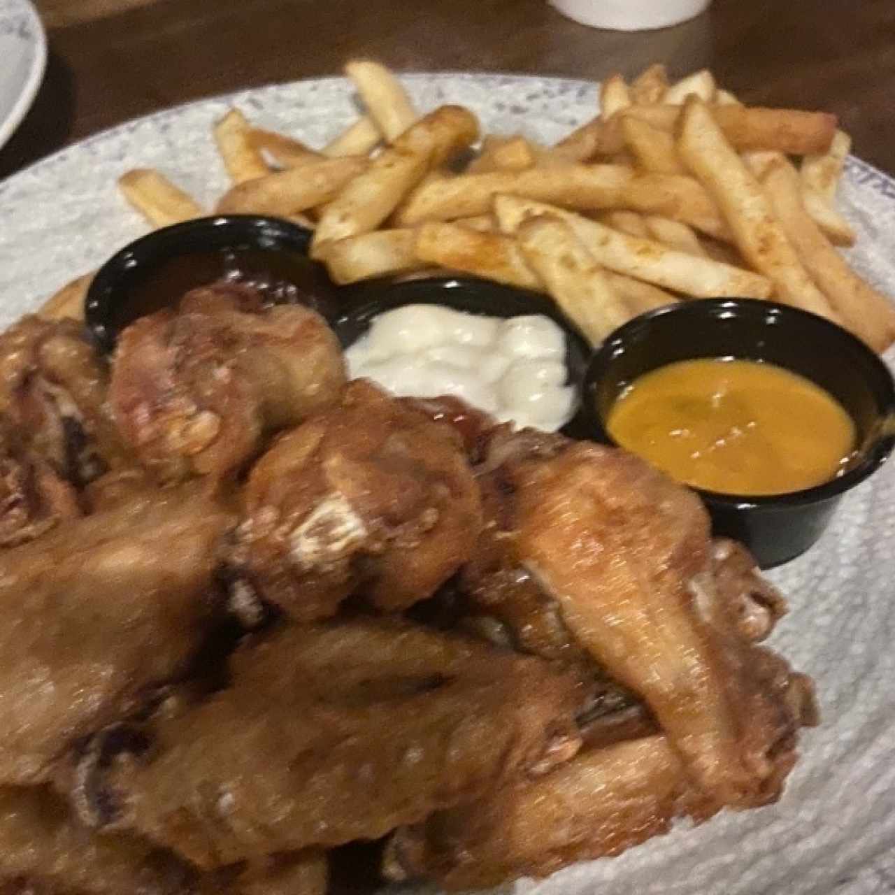 Alitas bbq guajillo