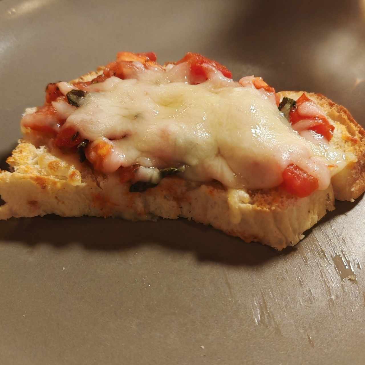Bruschetta Tricolore