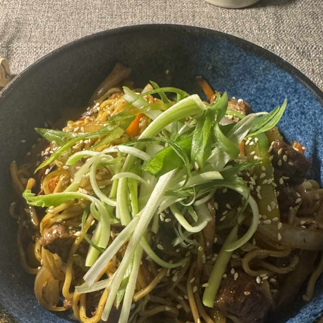 Yakisoba de res