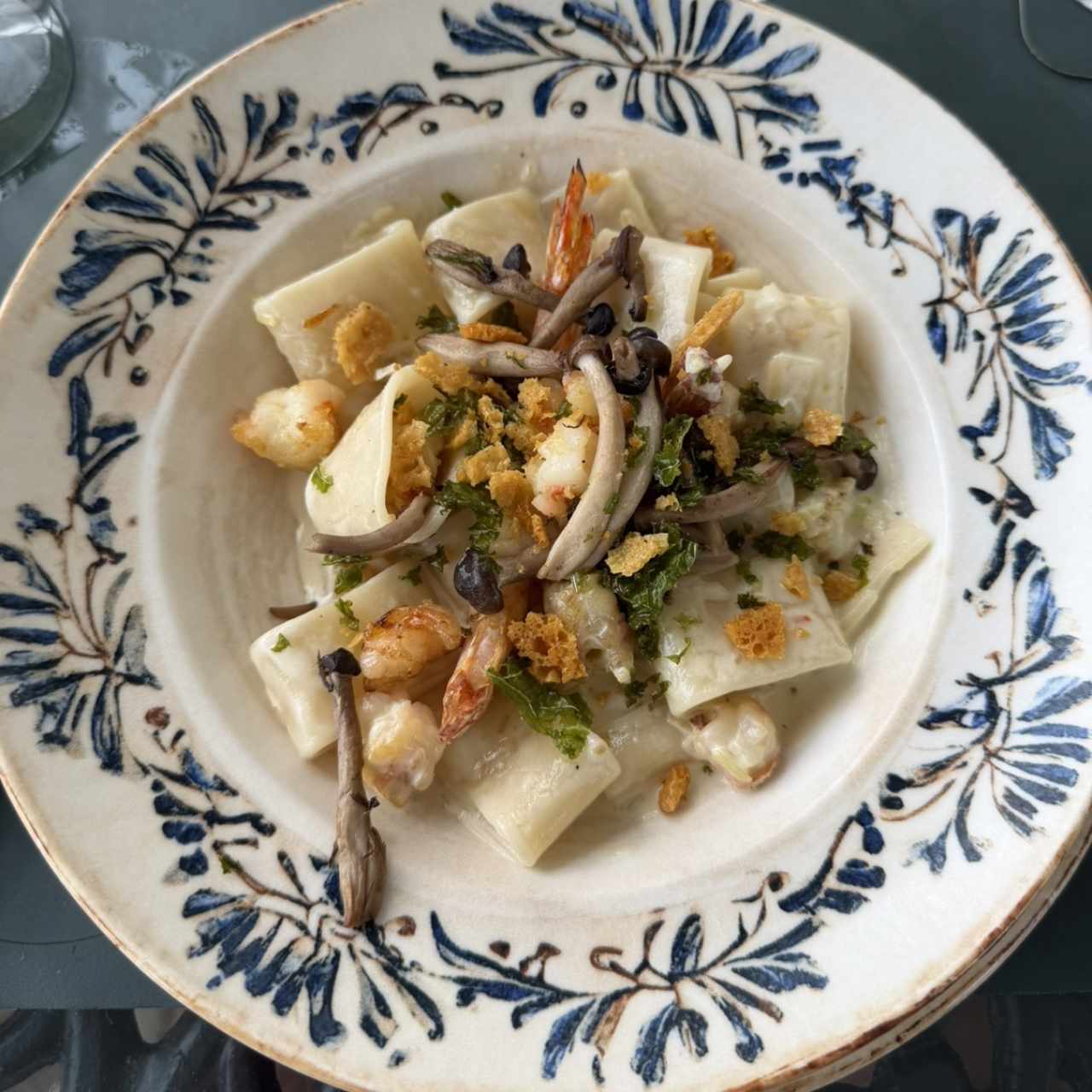 Pasta de Langostino y Salsa de Camembert