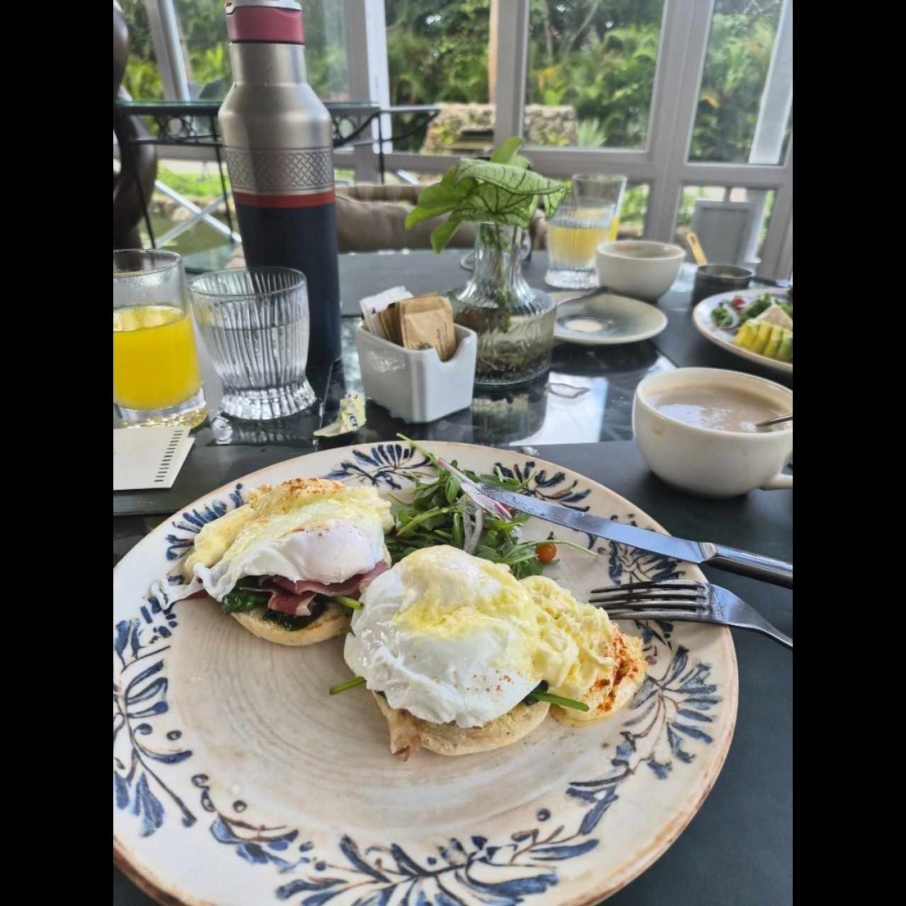 Huevos Benedicts