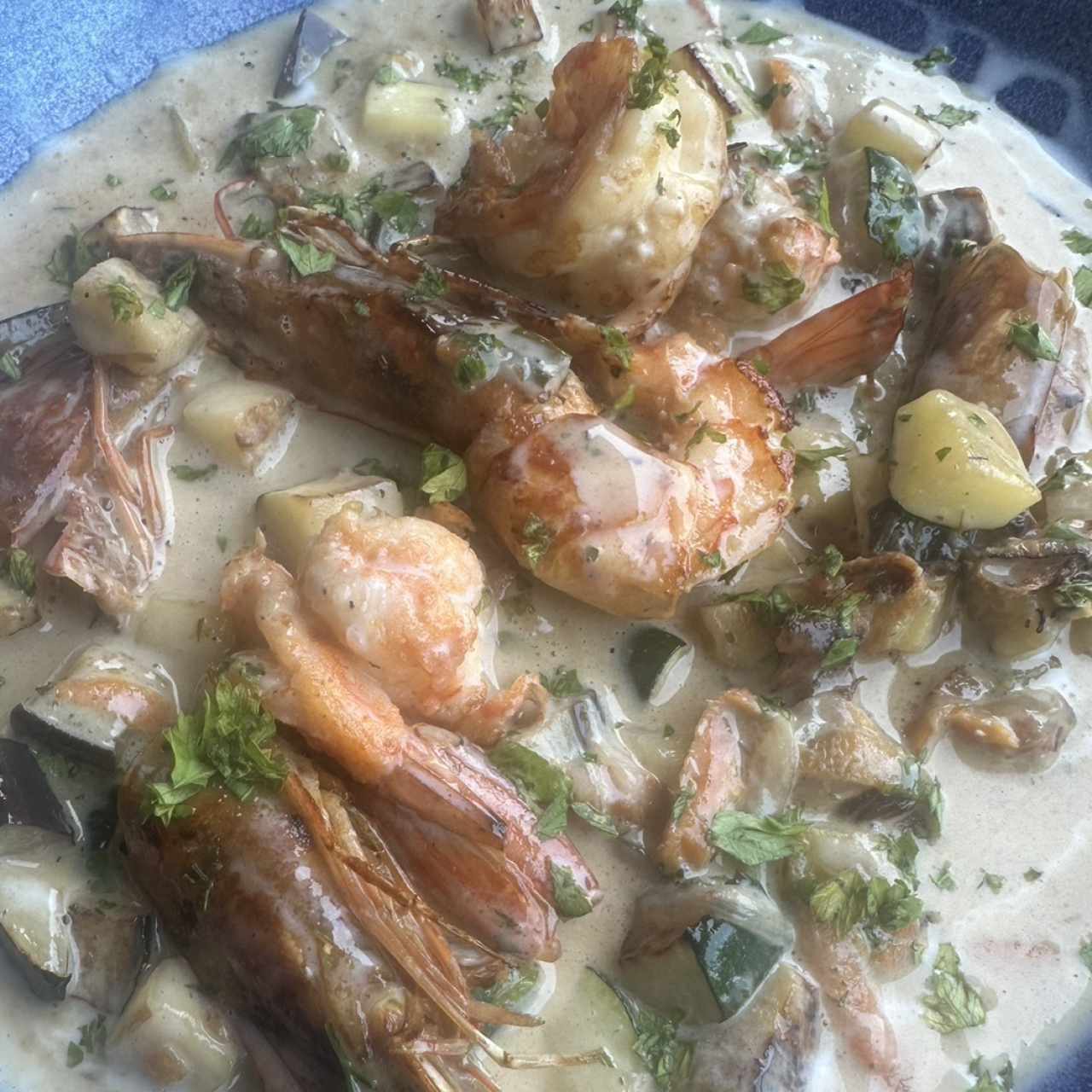 Curry verde con langostinos 