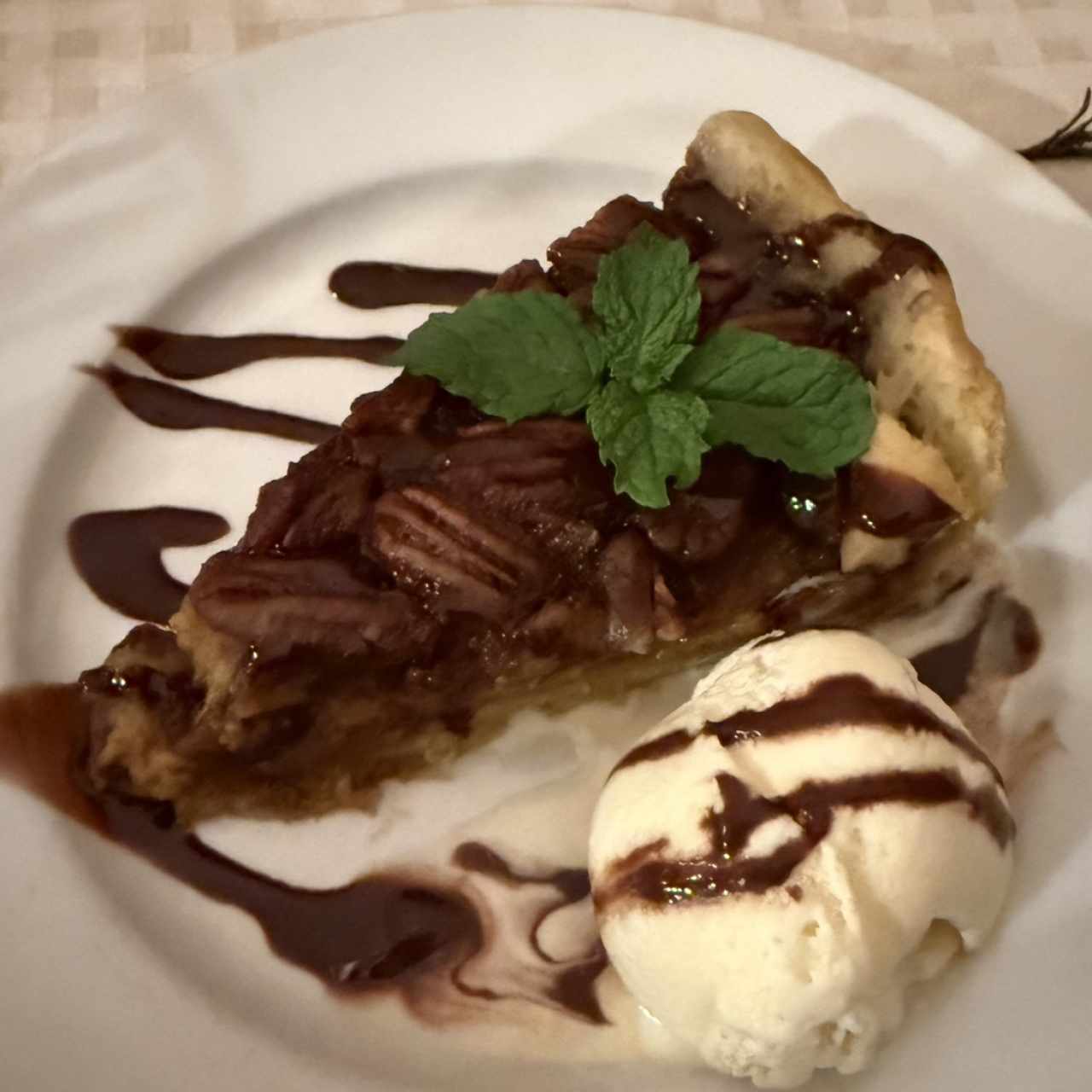 Pecan pie con helado 