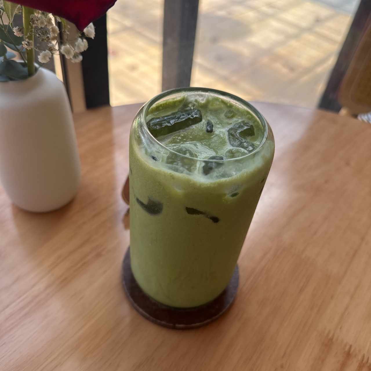 Iced matcha coconut foam