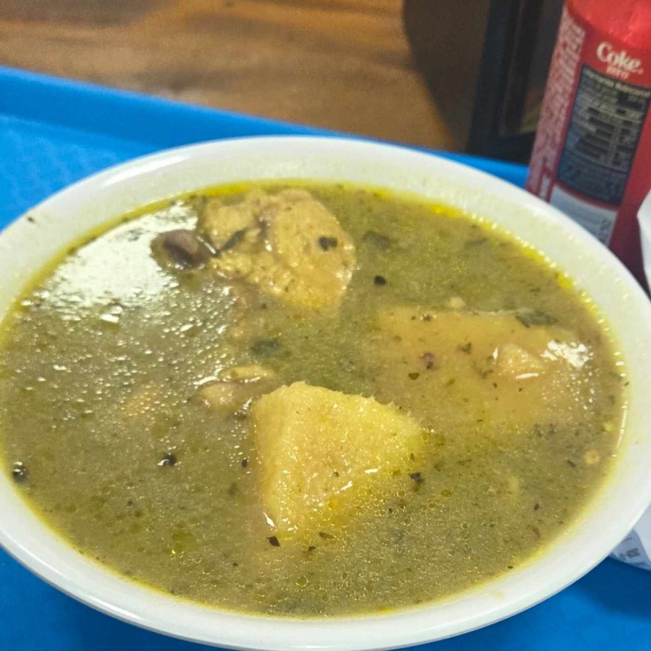 sopa de pollo