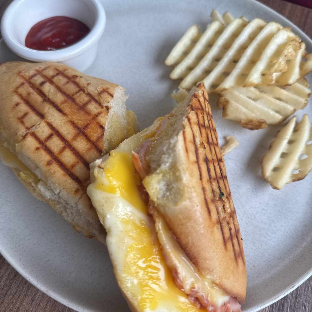 Derretido de jamón y queso 