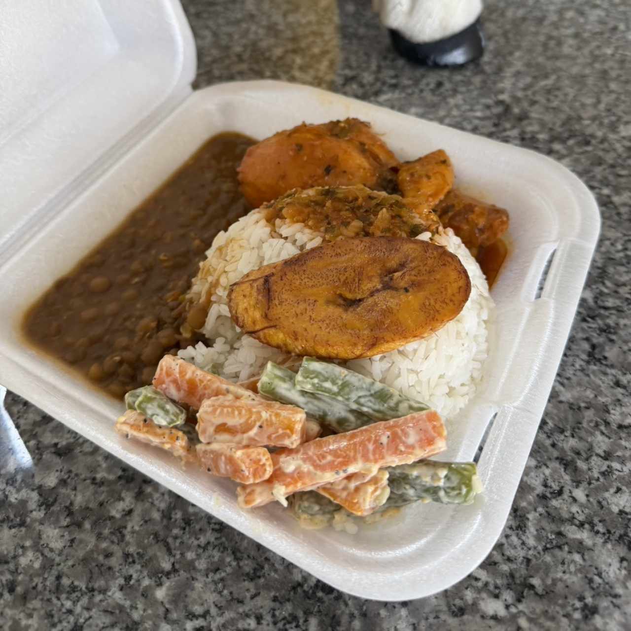 Pollo guisado 