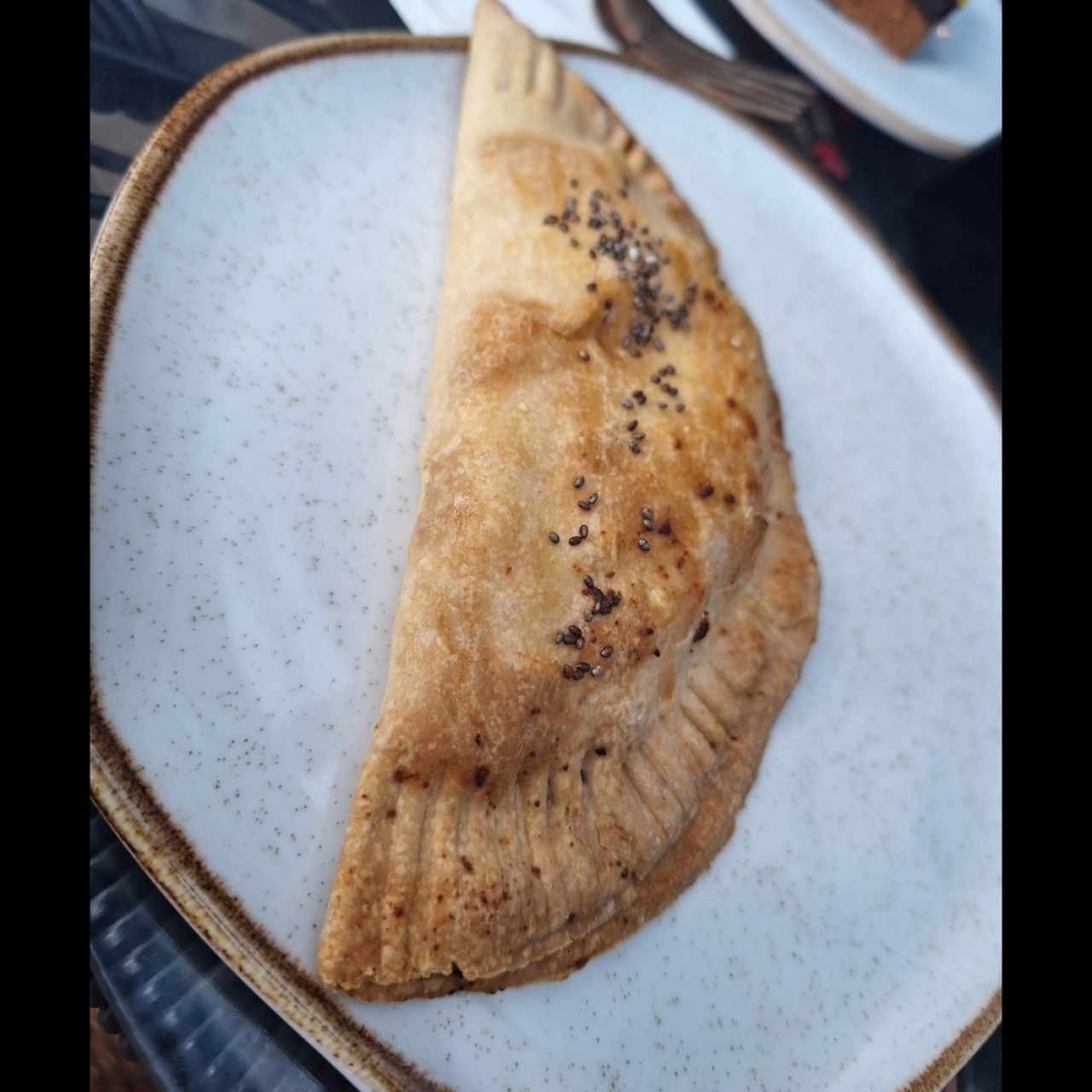 empanada de piña y queso