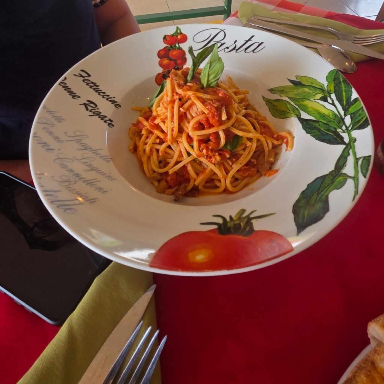 espagueti con guanciale