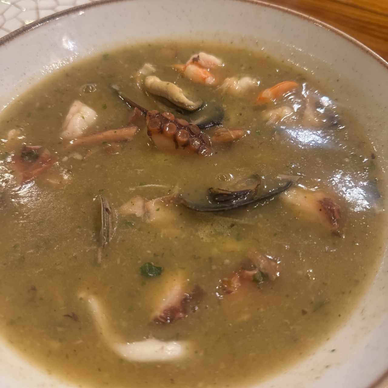 SOPA DE MARISCOS