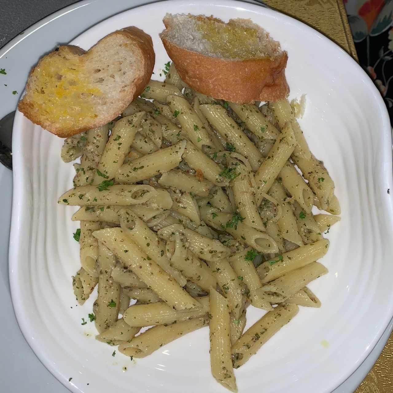 Pasta al pesto