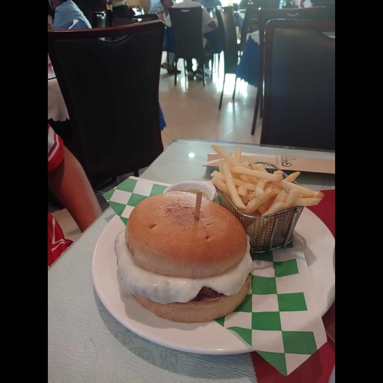 Emparedados - Hamburguesa Gran Azuero