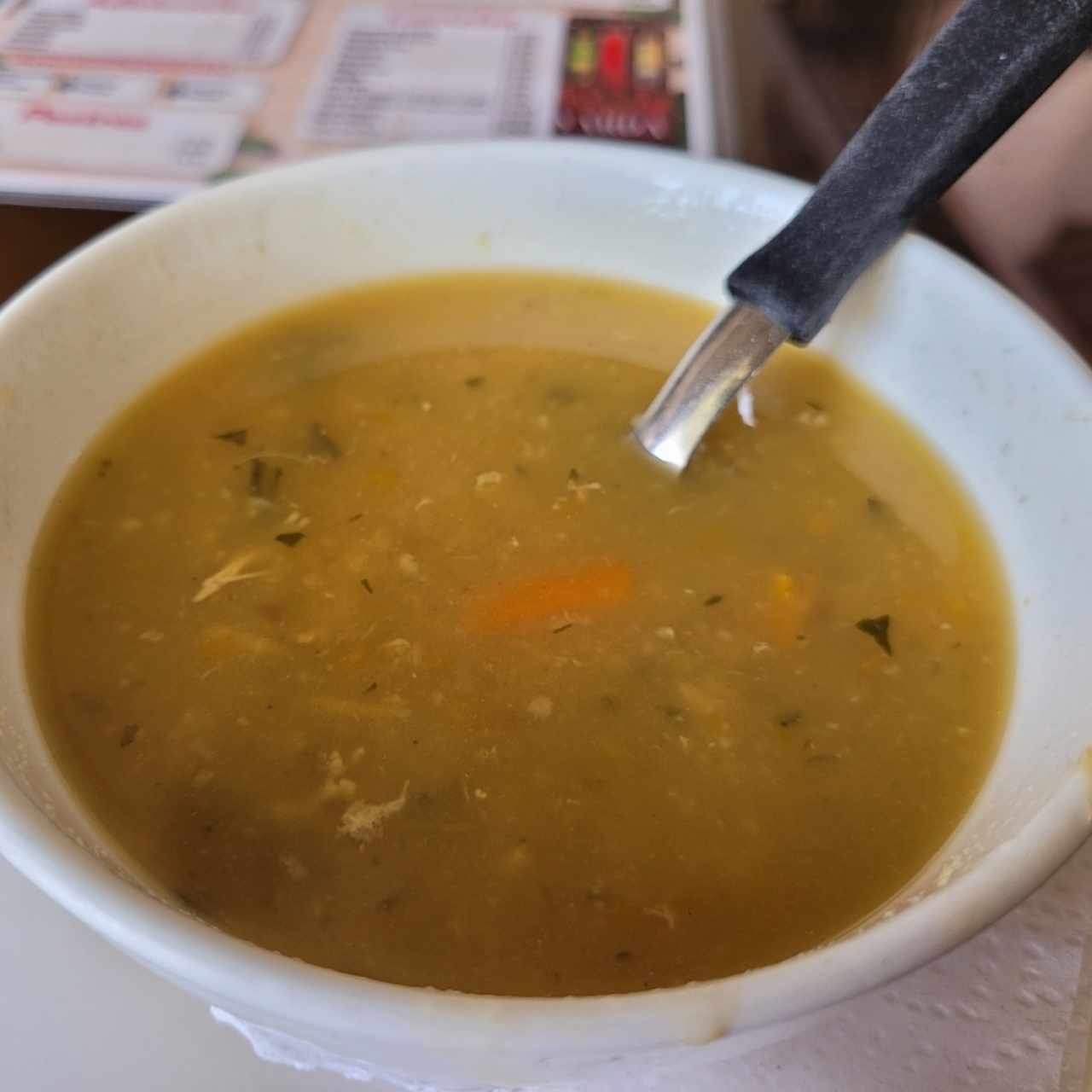 sopa de pollo