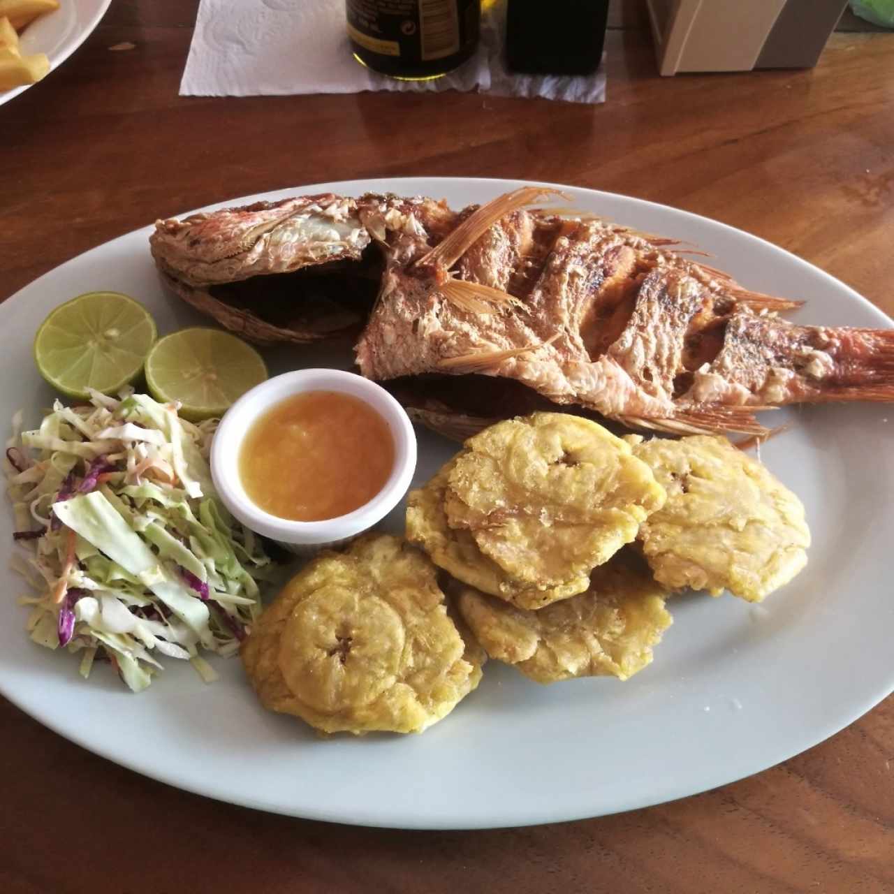 Pargo Entero con salsa de Piña Picante