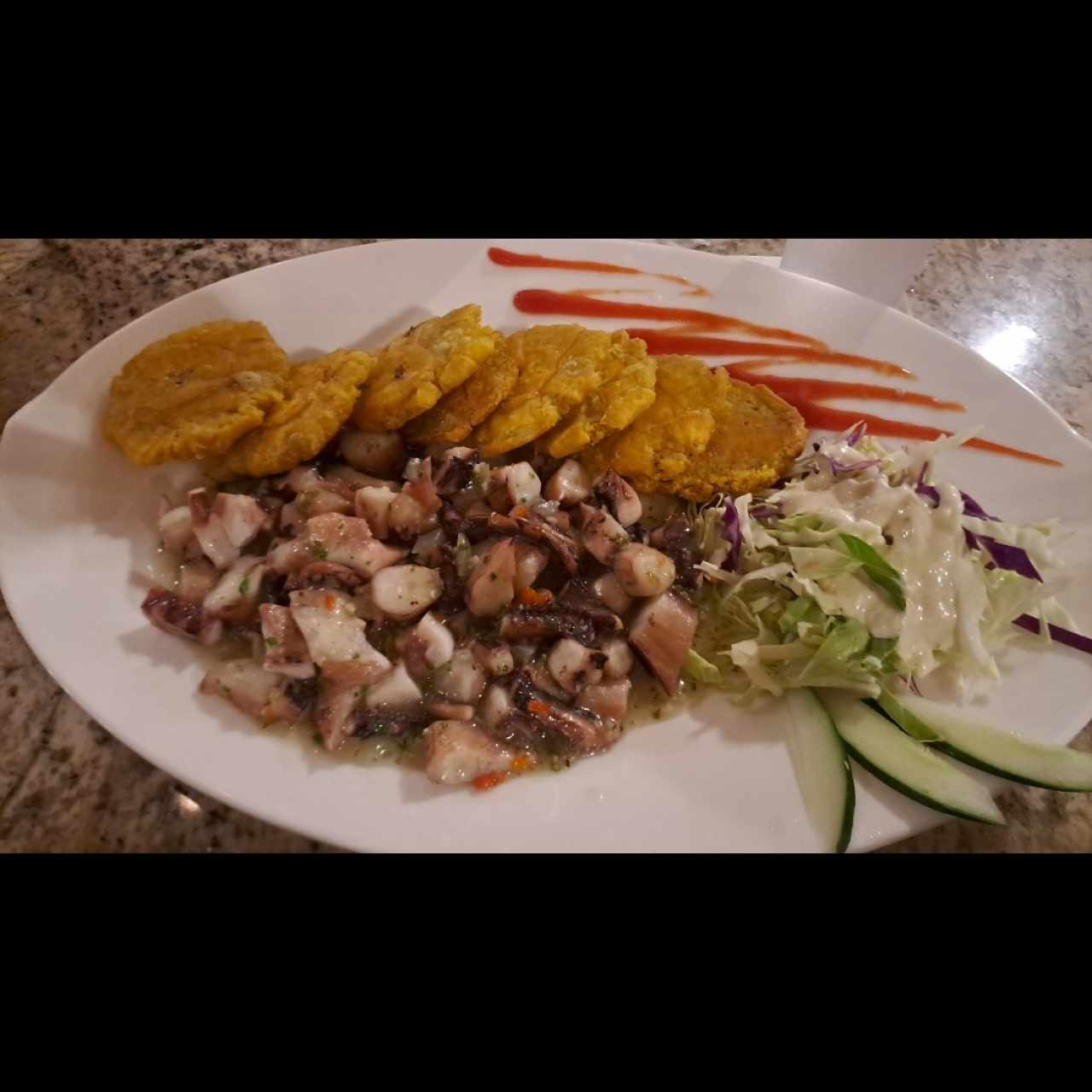 Pulpo "en salsa al ajillo" DURO :(