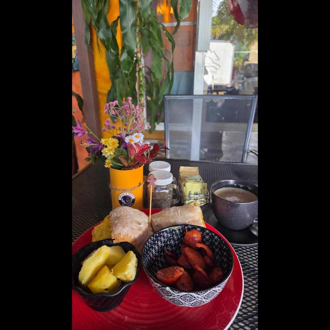 Emparerado de huevo y chorizo