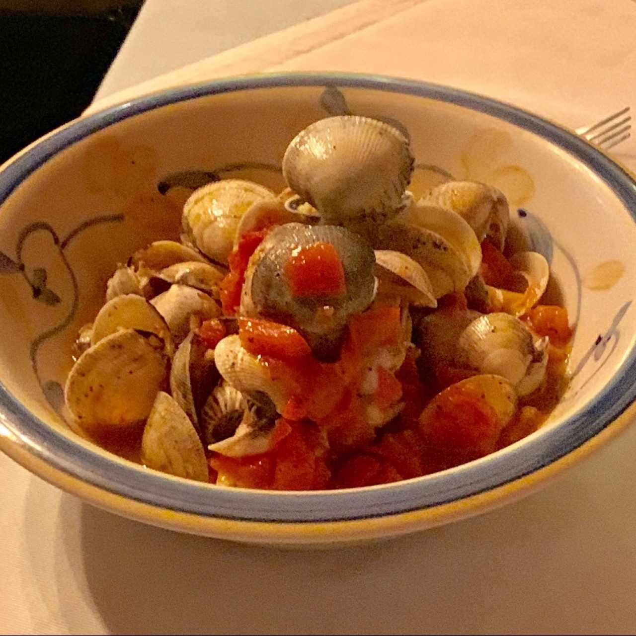 Almejas con Ajo y Aceite
