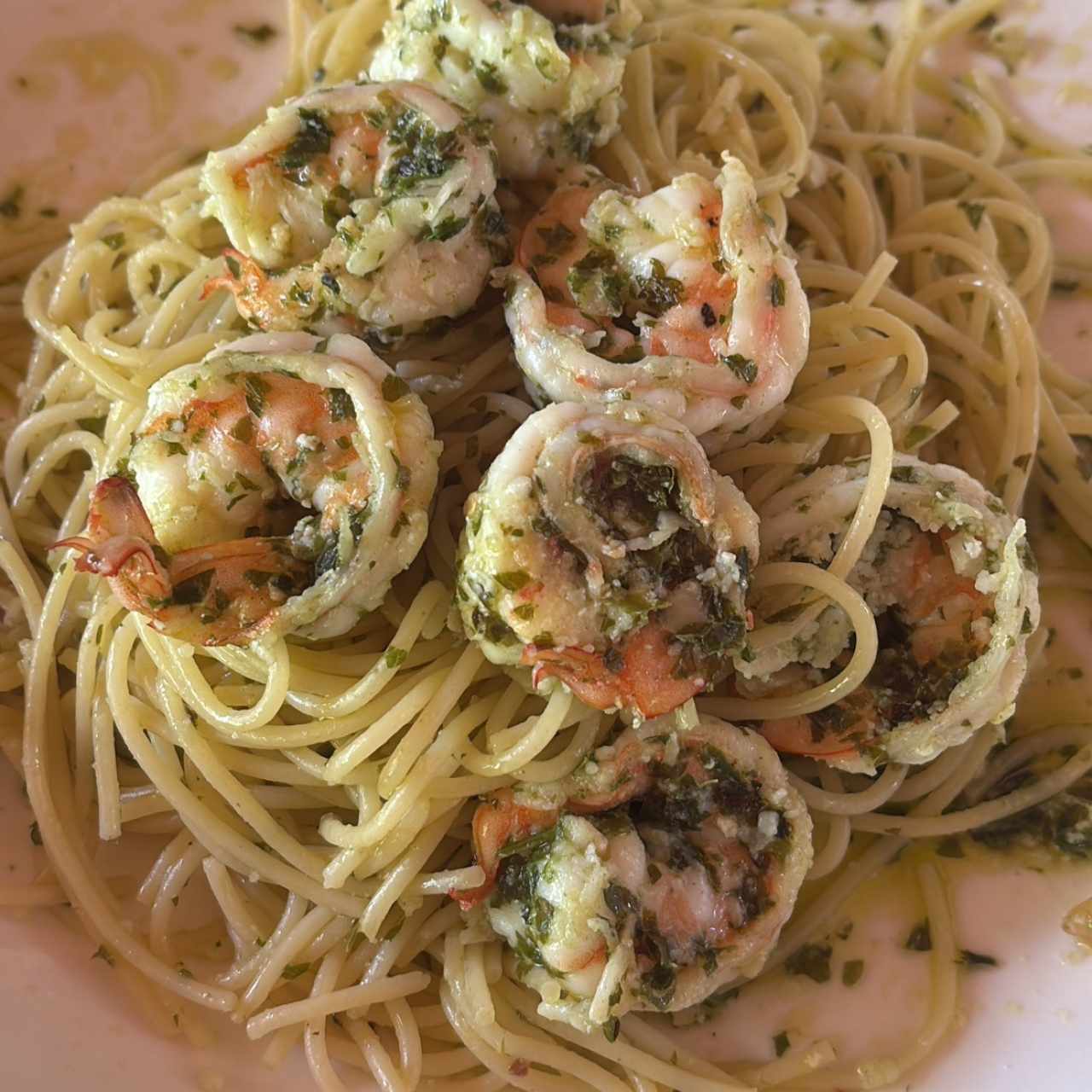 Espagueti von camarones al óleo 