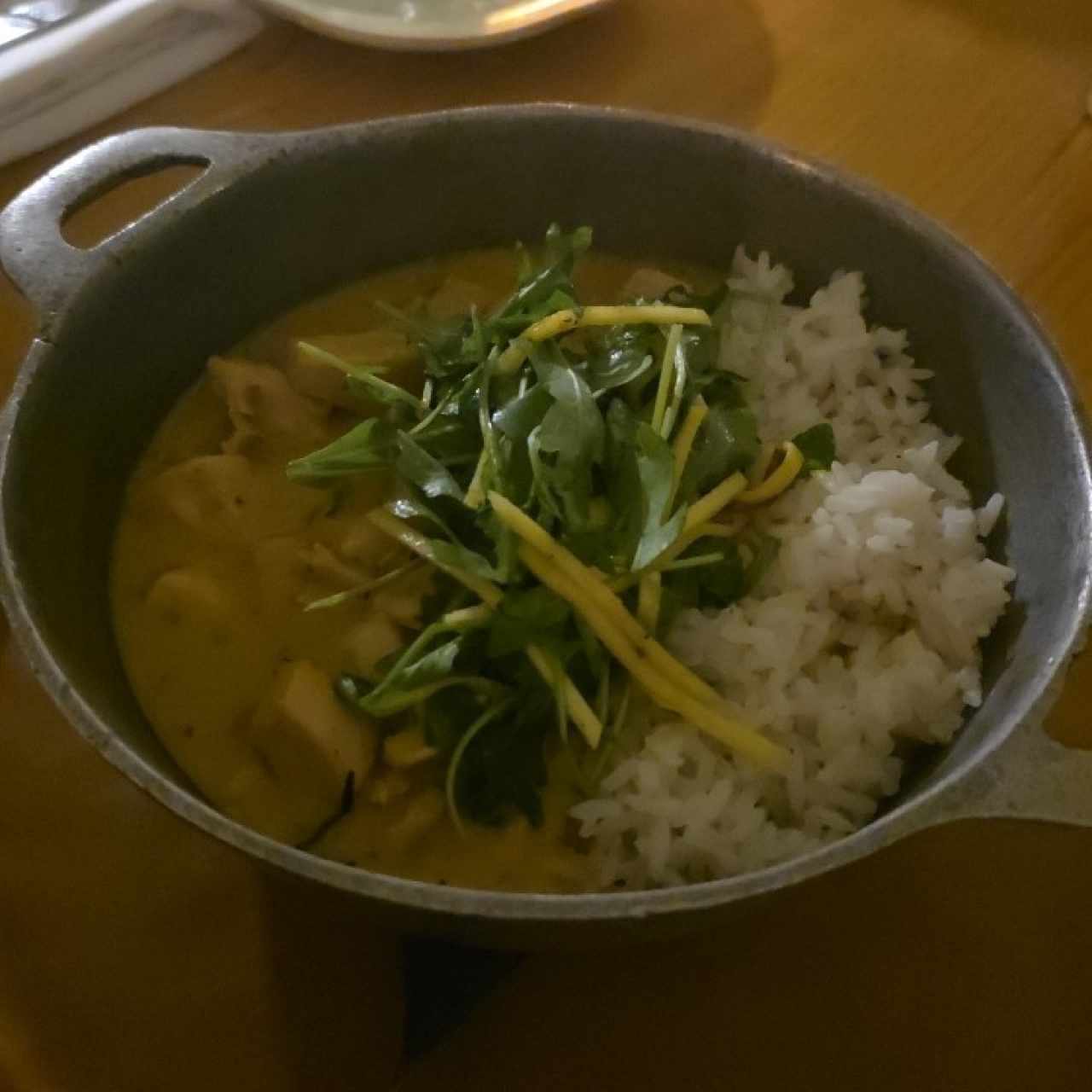 PATRIMONIO AFROANTILLANO CON PECHUGA DE POLLO