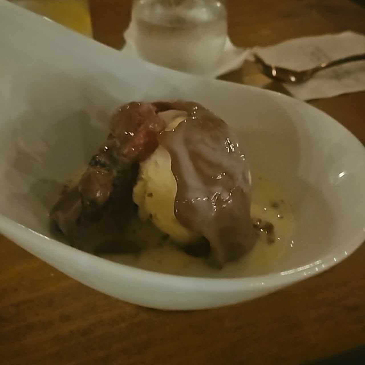 POSTRES - BOMBA DE CHOCOLATE