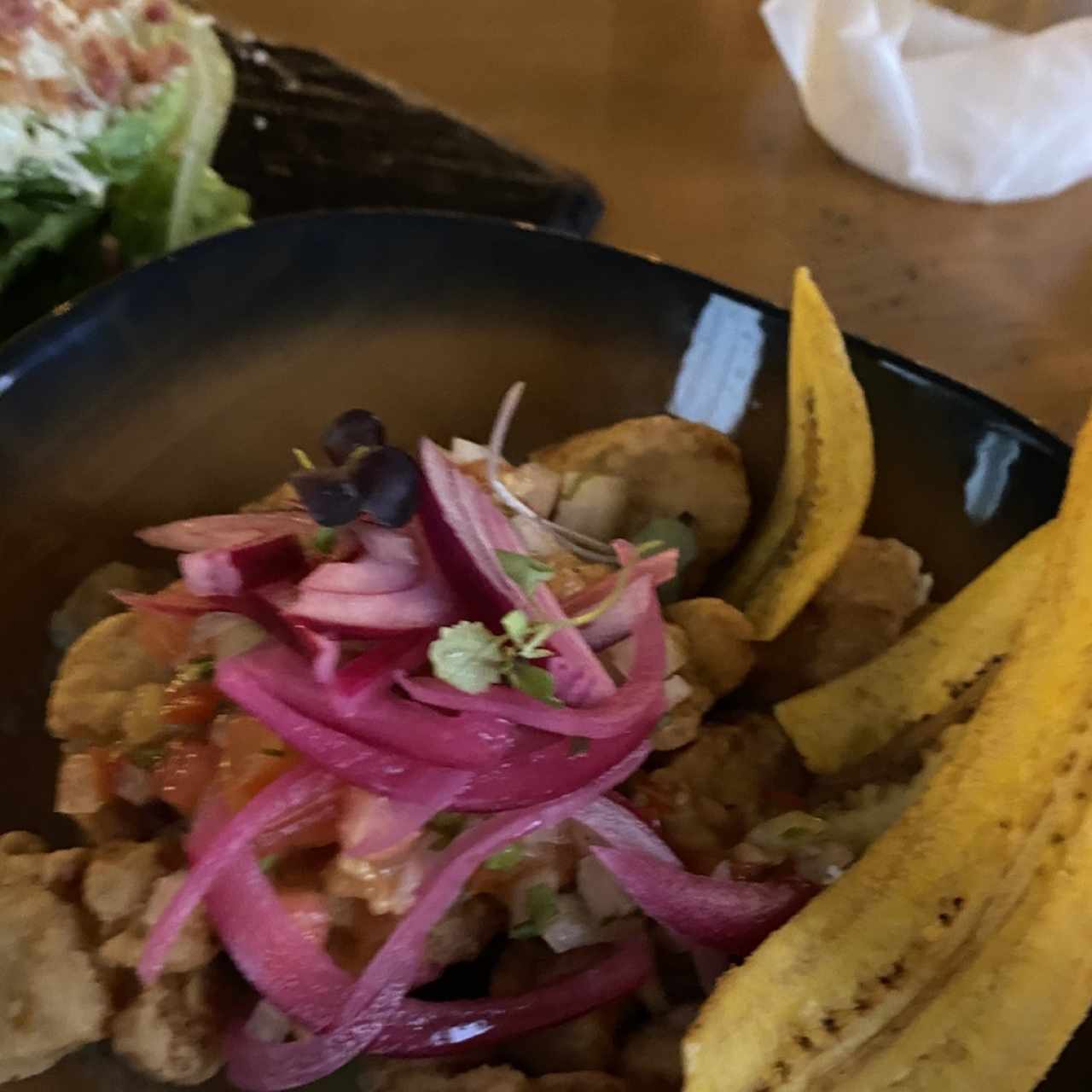 CEVICHE FRITO CON LECHE DE TIGRE