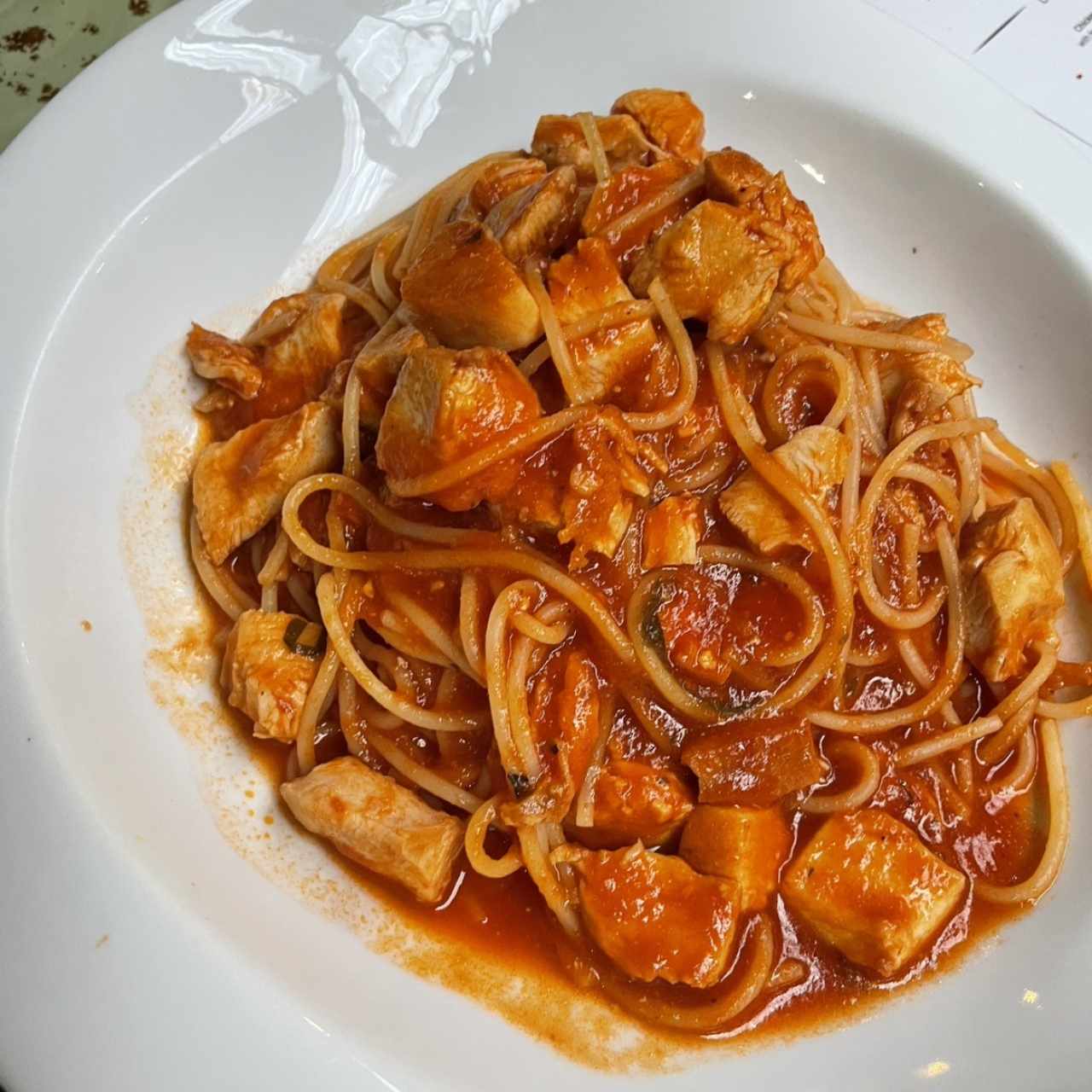 Espagueti con salsa de tomate