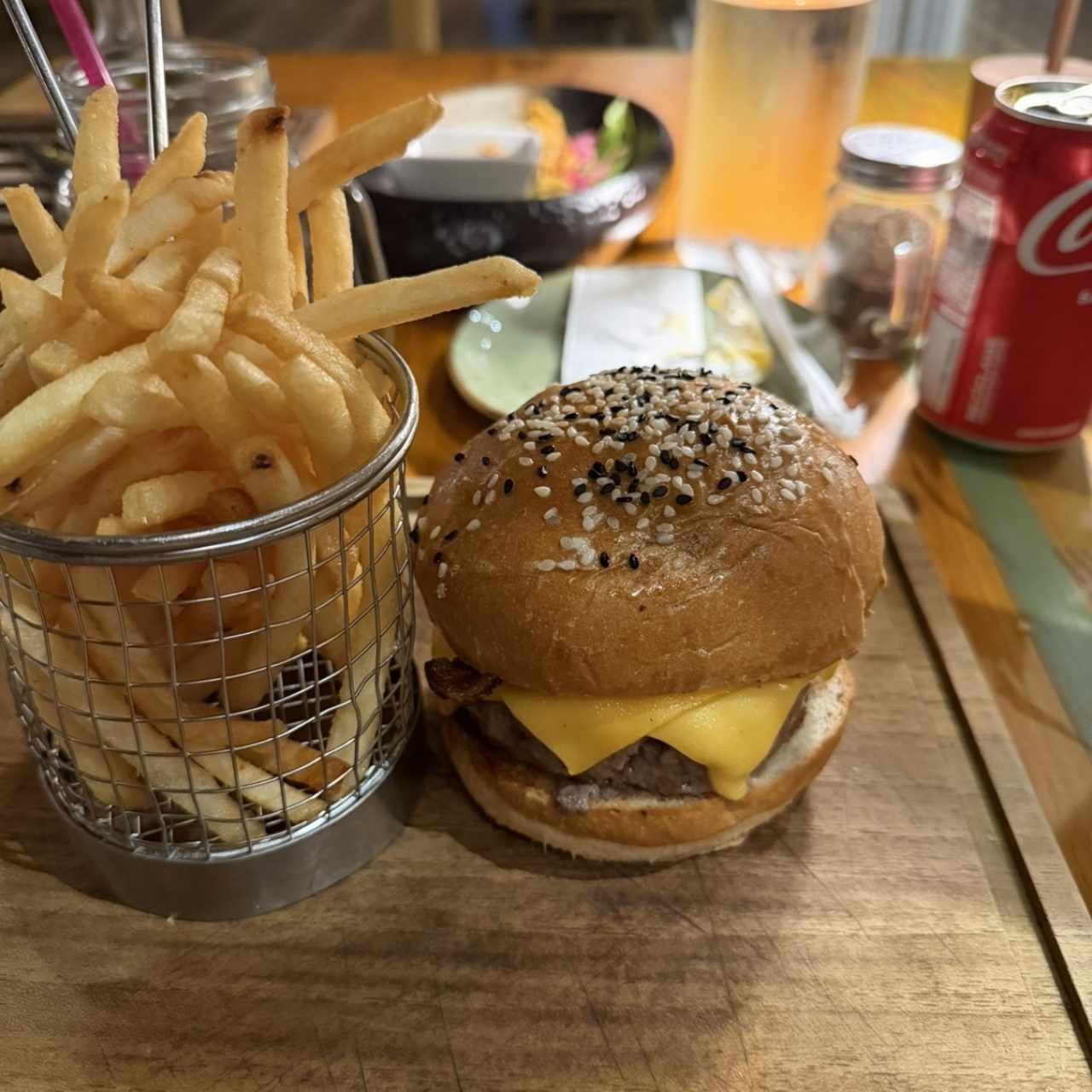HAMBURGUESA ANGUS CLÁSICA DE 10 OZ
