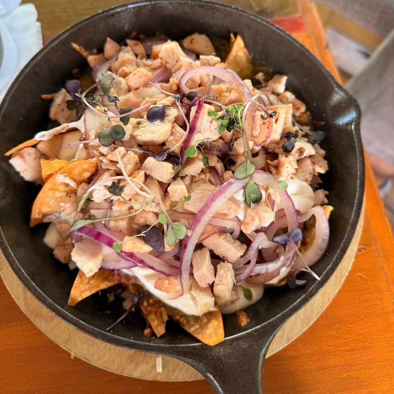 DESAYUNO - CHILAQUILES con Pollo