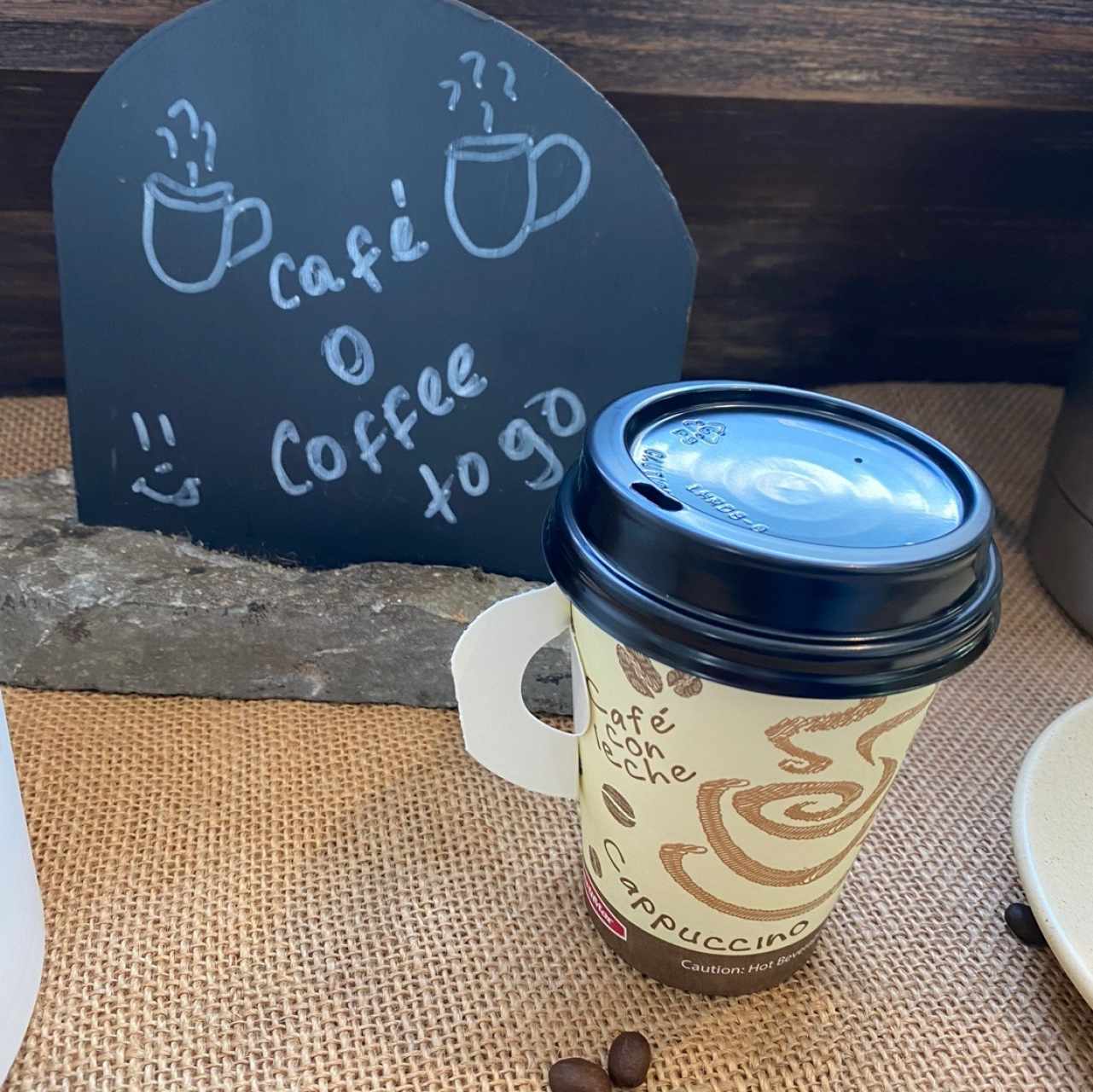 Y si deseas mas cafe antes de irte… tambien hay 🥰