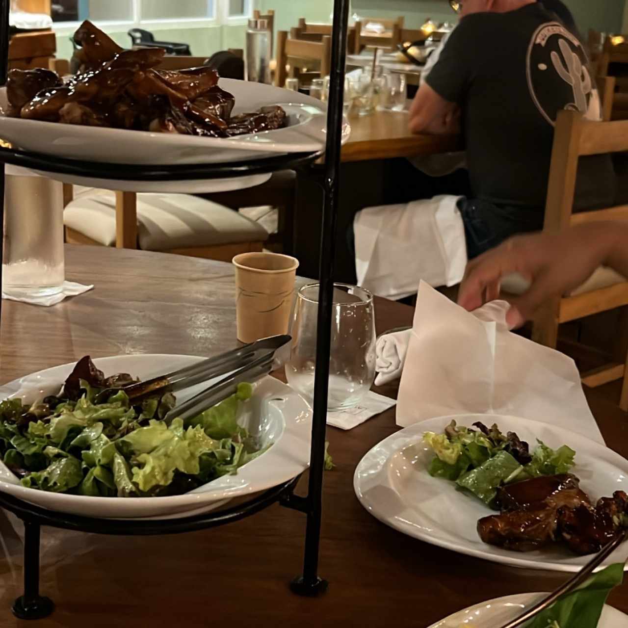 SUCULENTAS COSTILLAS DE PUERCO
