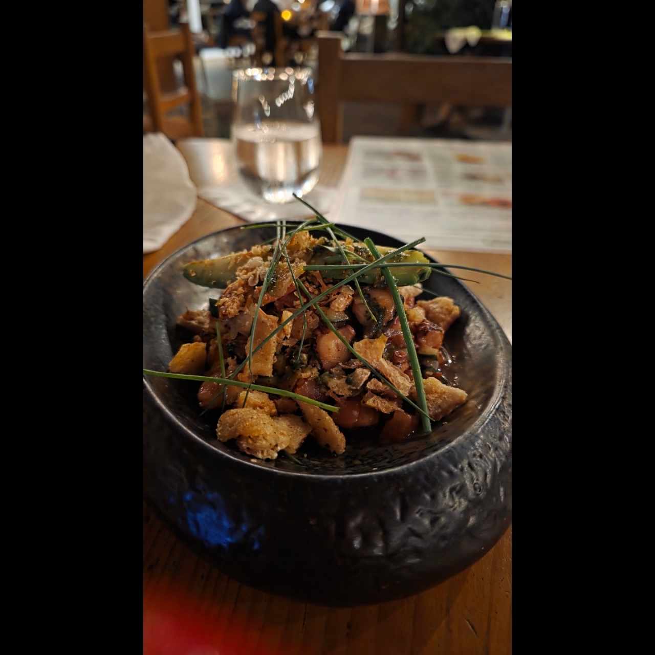 PULPO A LA PARRILLA CON CHICHARRONES