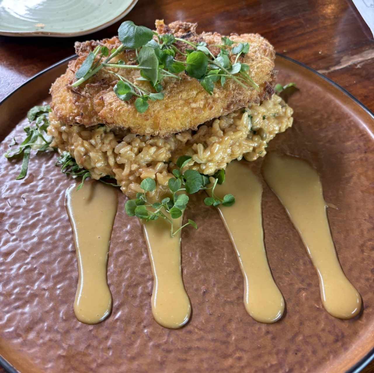 POLLO FRITO CON COCO