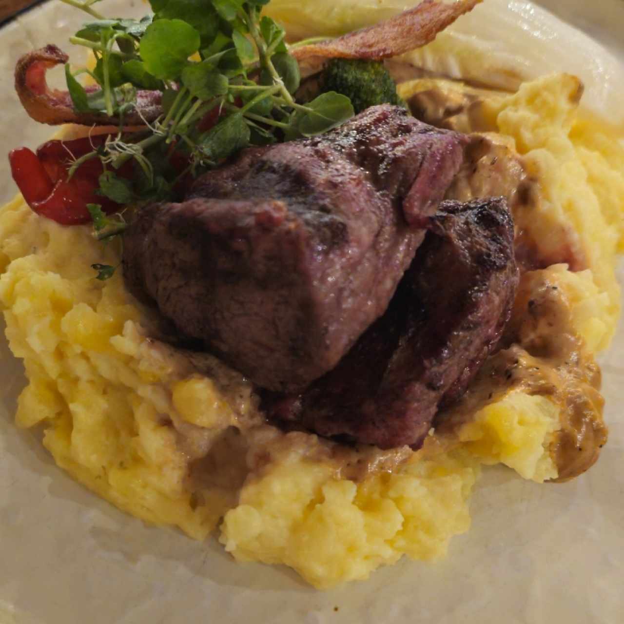 MEDALLONES DE FILETE DE RES