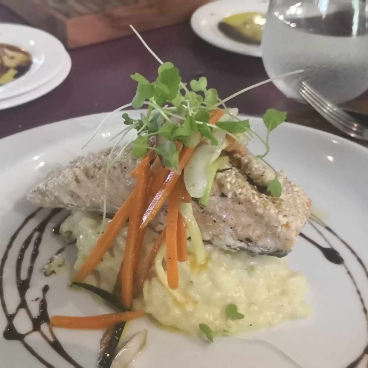 salmon con rissoto de queso
