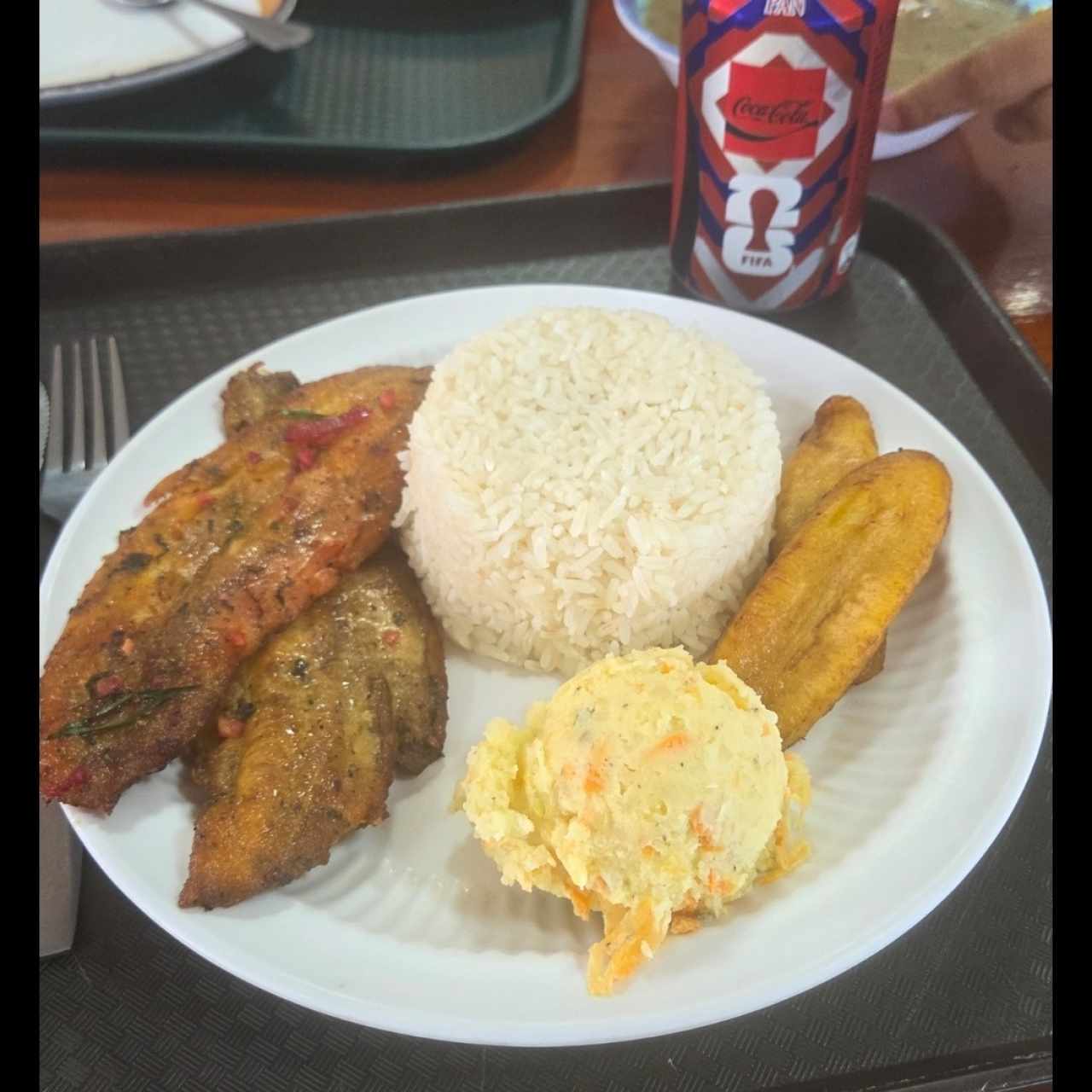 comida con pescado 