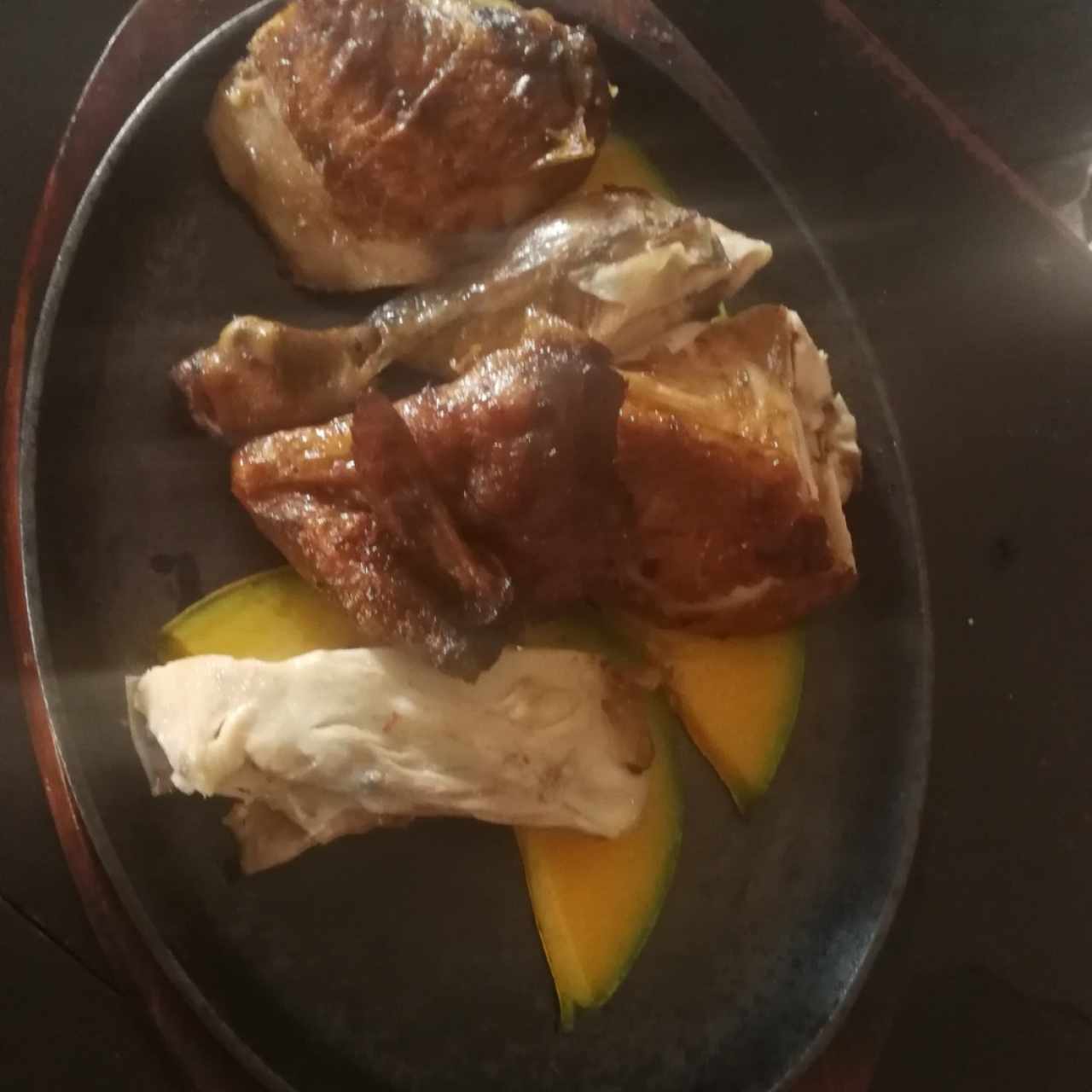 pollo a la leña