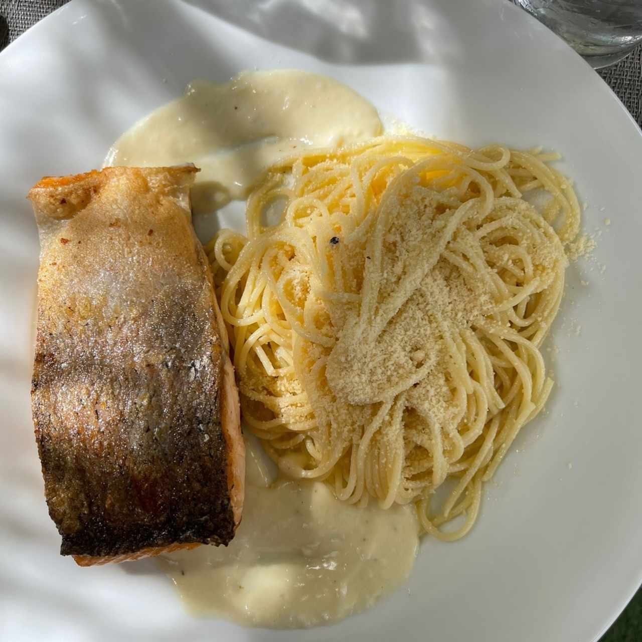 Salmon cuatro quesos 