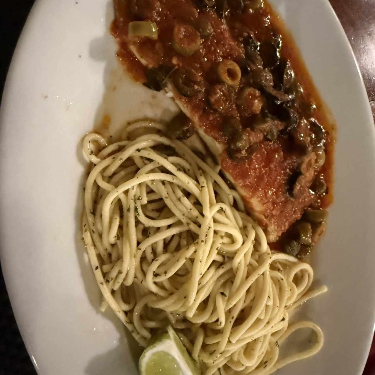 Pescados - Corvina Puttanesca