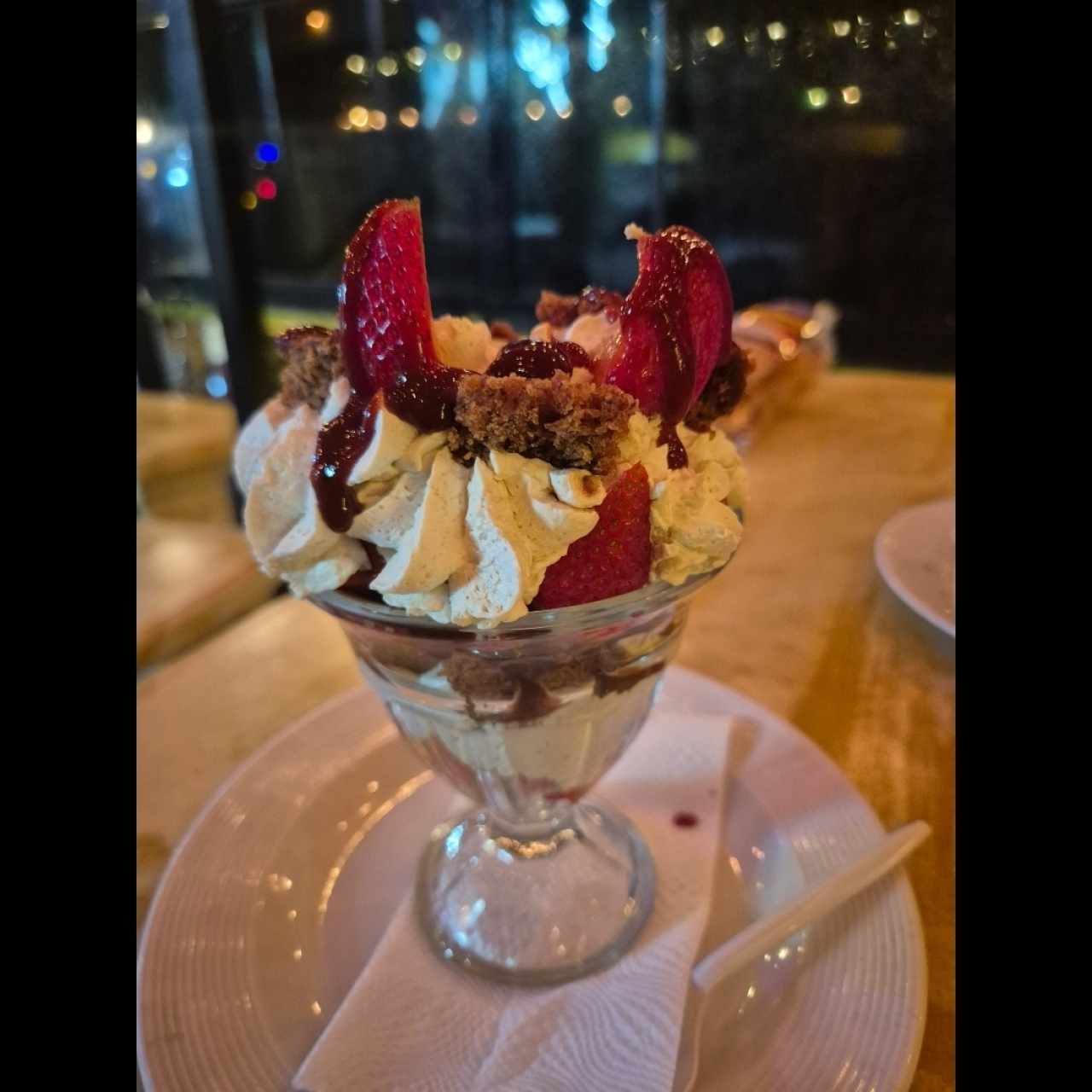 Menú - Fresas con Crema