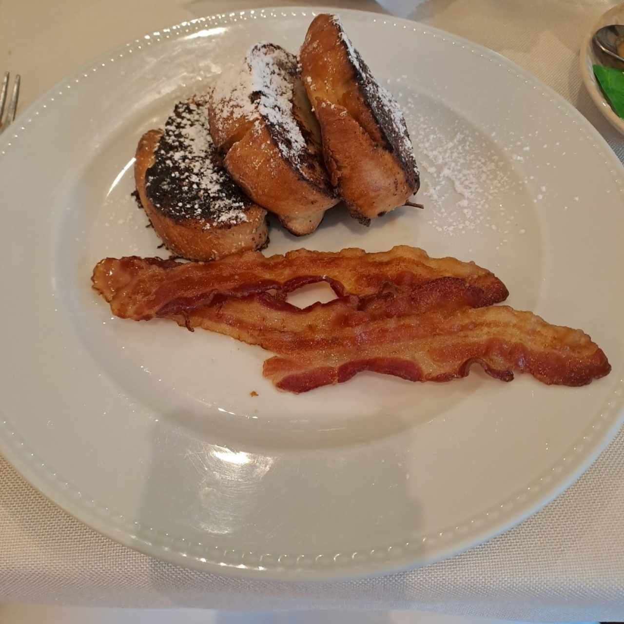 Tostadas francesas y Bacon