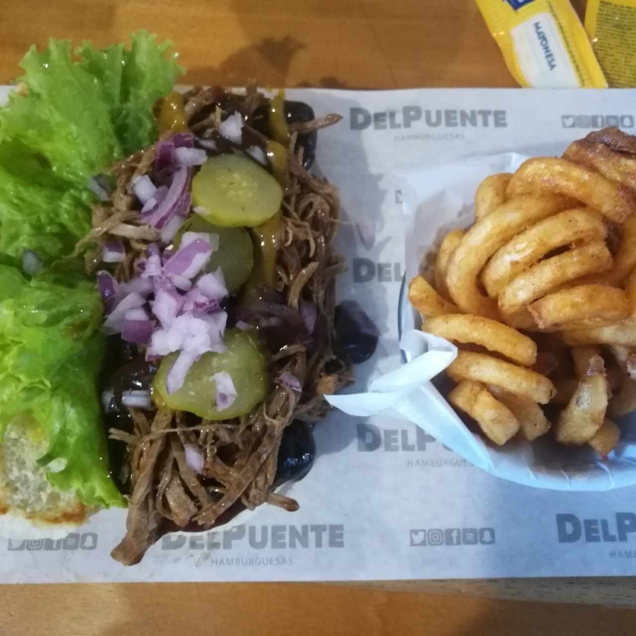hamburguesa del Rib + papas
