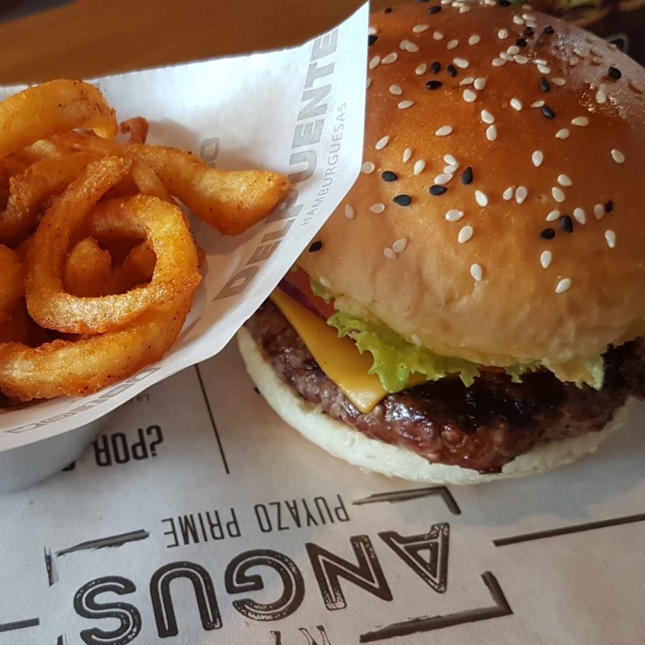 Clásica con Papas + Bebida