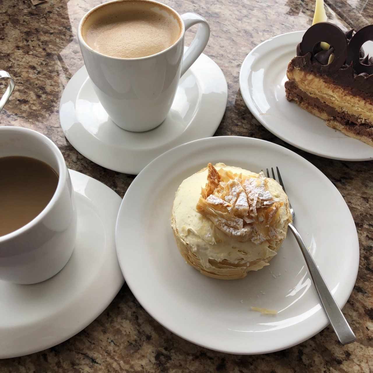 pie de banano y tres chocolates