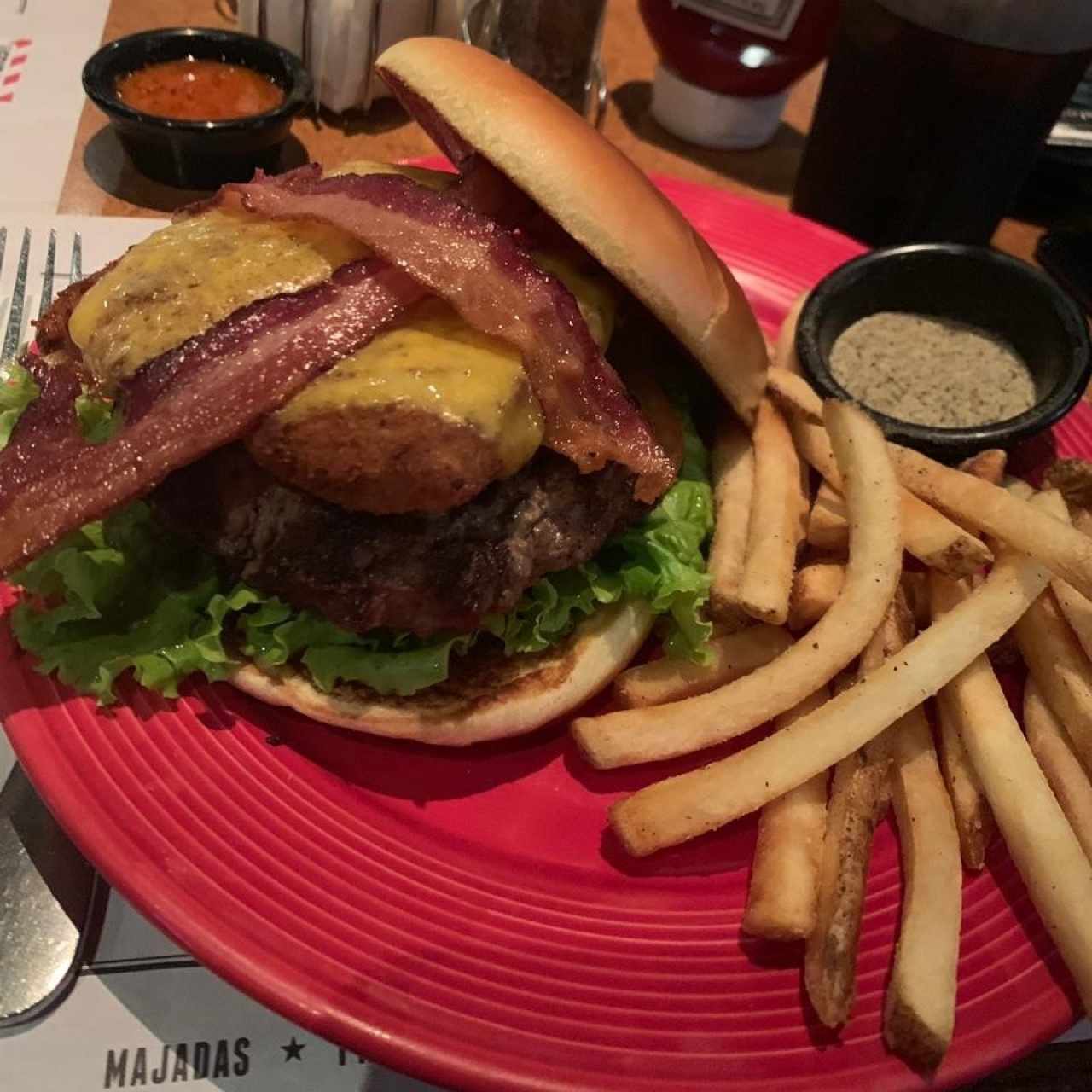Burgers - Cheesy Bacon Cheeseburger