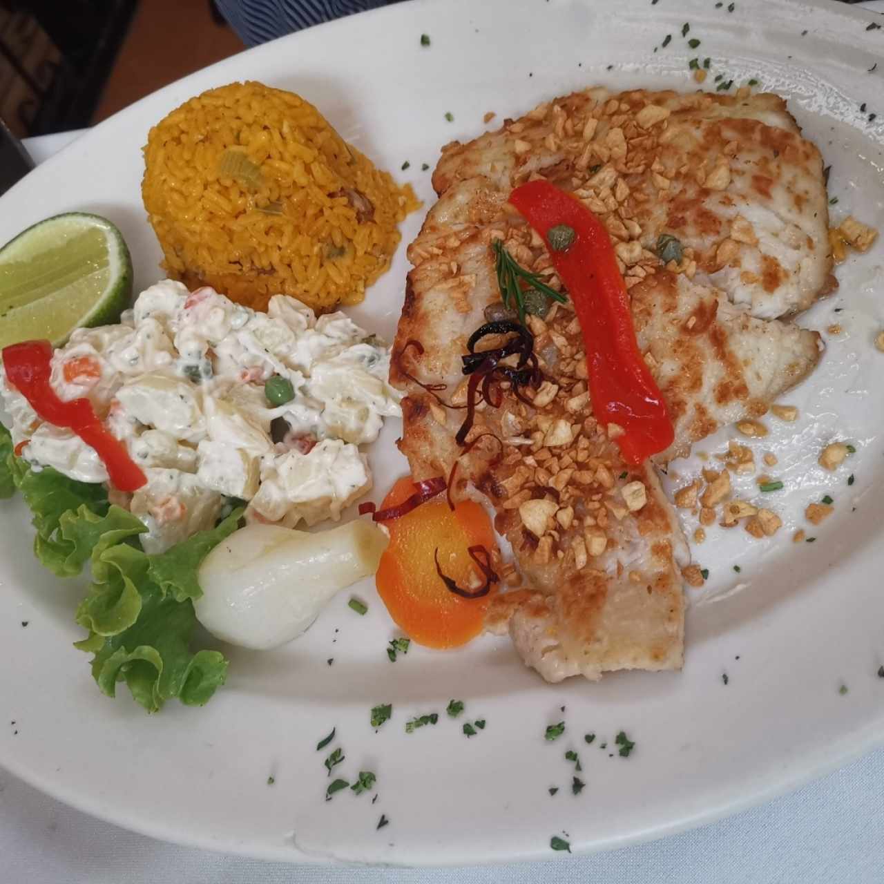 Pescado Rebozado / Al Mojo de Ajo