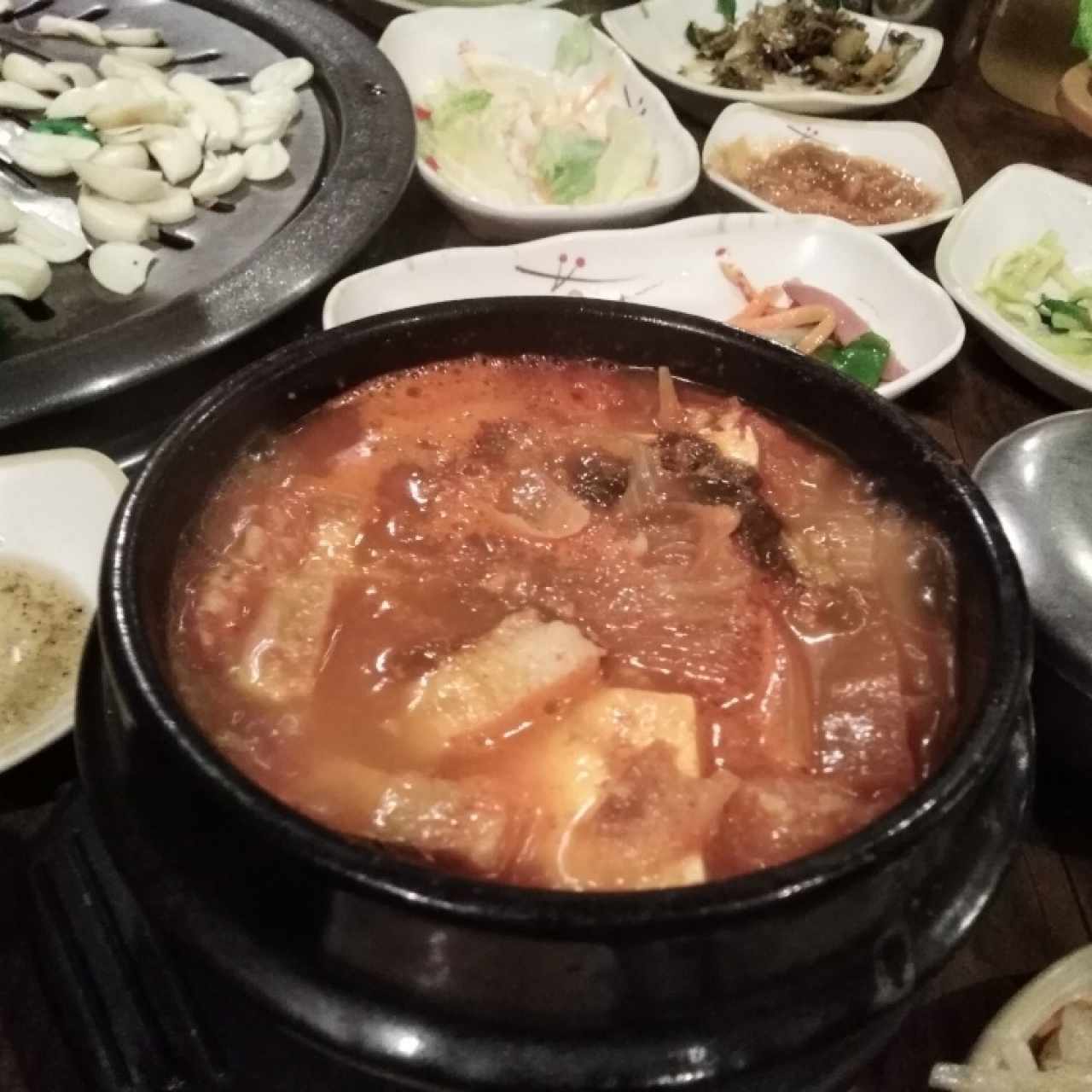Kimchi jjigae