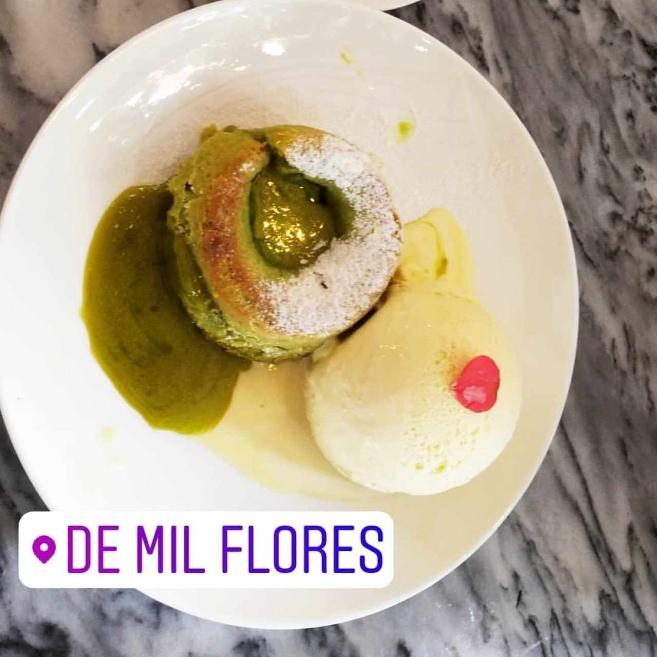 Matcha lava cake