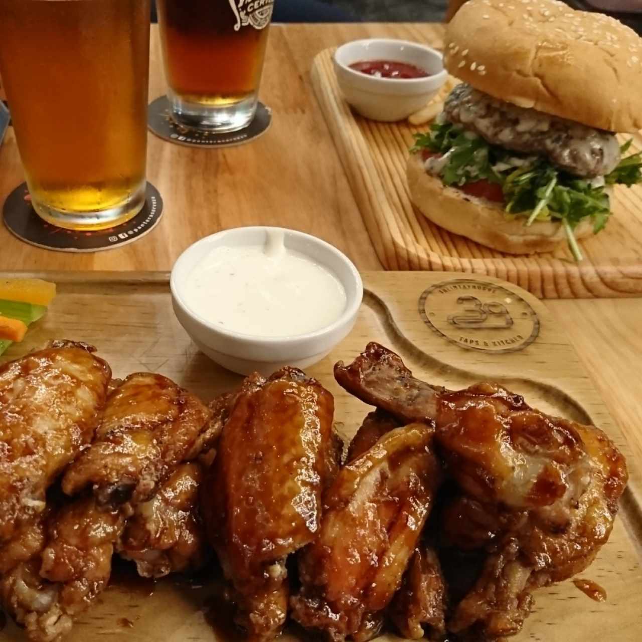 alitas bbq de cerveza staut