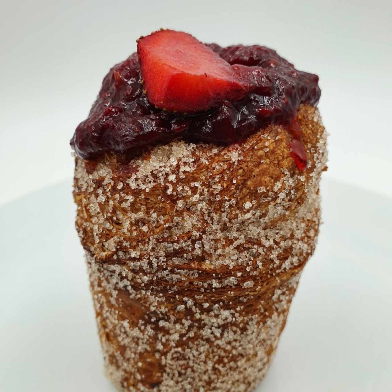 Cruffin fresas con crema