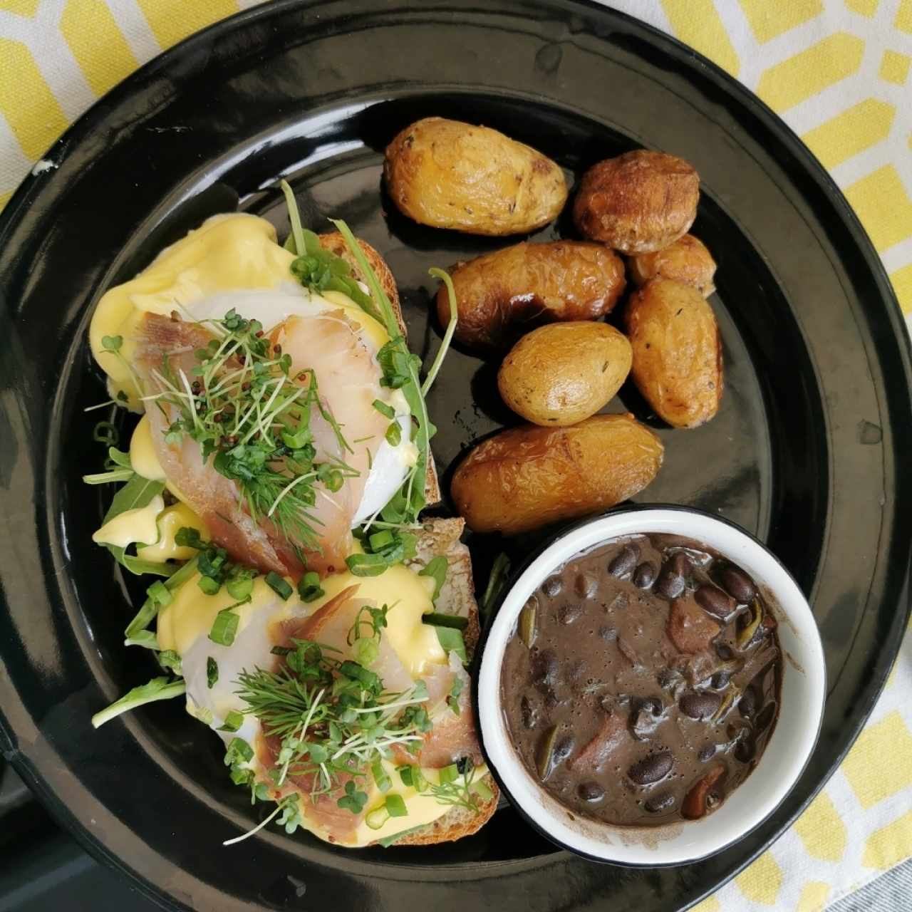 Huevos Benedictinos pescado ahumado
